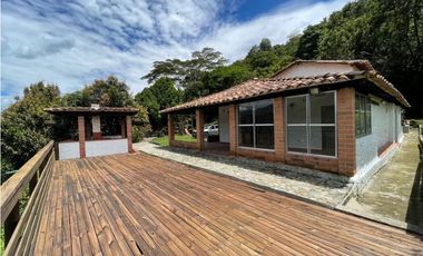 Hermosa finca en Barbosa