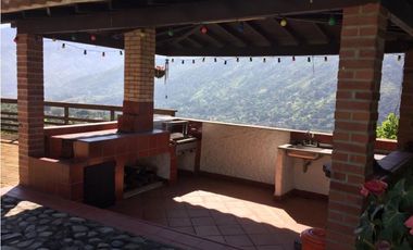 Hermosa finca en Barbosa