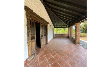 Hermosa finca en Barbosa