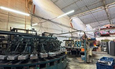 bodega en venta en barrio colombia. Cod V13350