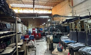 bodega en venta en barrio colombia. Cod V13350