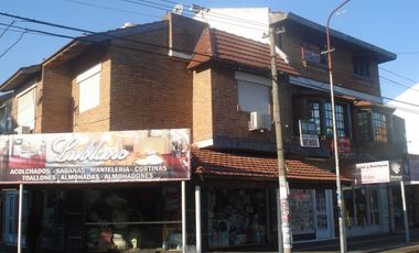 LOCAL EN ESQUINA AV. ARIETA Y MIRO