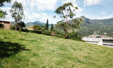 LOTE PERFECTO PARA CONSTRUIR LA CASA CAMPESTRE DE TUS SUEÑOS EN COPACABANA CON PUNTO DE PRIVILEGIO EN VILLA ROCA