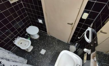 Venta Casa 3 ambientes y monoambiente en Morón