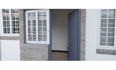 SE ALQUILA HERMOSA OFICINA O LOCAL >>Parque Lefevre<<