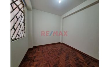 Se Alquila Departamento En El Centro De Chiclayo