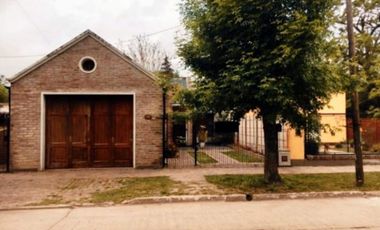 San Vicente 137, Centro, CaÃ±uelas, Buenos Aires.