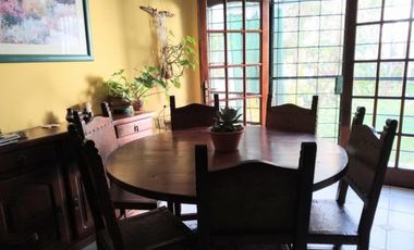 VENTA DUPLEX 3 AMB CON COCHERA Y AMPLIO JARDÍN BANFIELD O.