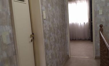 VENTA DUPLEX 3 AMB CON COCHERA Y AMPLIO JARDÍN BANFIELD O.
