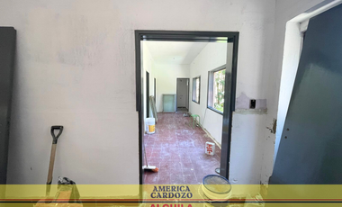 CASA 5 AMBIENTES, USOS MULTIPLES MAS HABITACIONAL 110 M2 CUBIERTOS, PASO DEL REY CENTRO