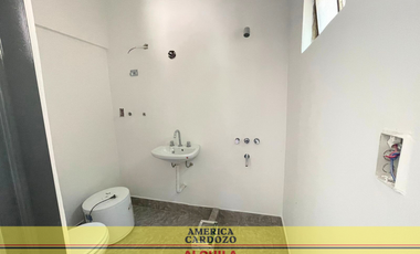 CASA 5 AMBIENTES, USOS MULTIPLES MAS HABITACIONAL 110 M2 CUBIERTOS, PASO DEL REY CENTRO