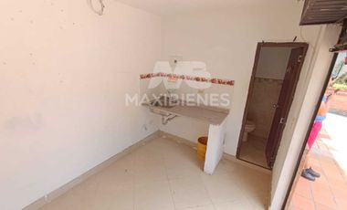 local en arriendo en calasanz. Cod A61821