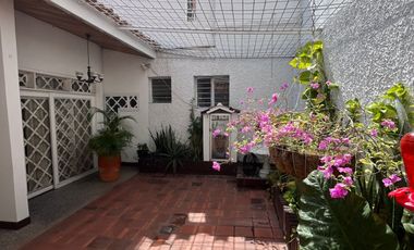 casa en arriendo en caobos. Cod A3296