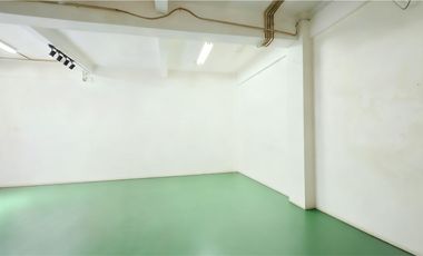 Dijual cepat Gedung 3.5 lantai di lokasi strategis di jalan Proklamasi,menteng Jakarta Pusat