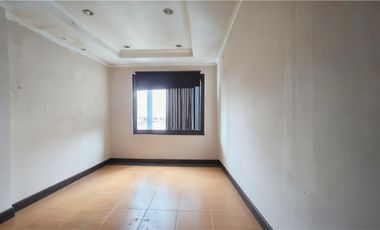 Dijual cepat Gedung 3.5 lantai di lokasi strategis di jalan Proklamasi,menteng Jakarta Pusat