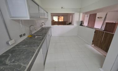 casa en arriendo en ciudad jardín. Cod A9191400
