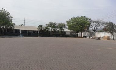 Alquiler bodega 2500m2 en vía a Daule y Perimetral