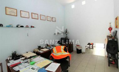 16 DE SEPTIEMBRE: COMPLETISIMO LOCAL COMERCIAL TALLER Y OFICINA,