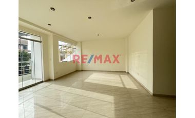 🏡 Oportunidad! Venta – Departamento De Estreno 2Do Piso En Urb. Santa María Del Pinar – Piura