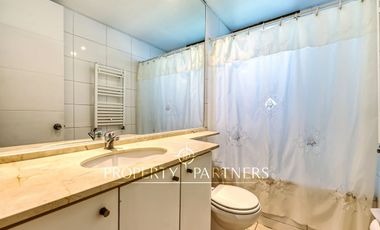 Departamento en Camino Central rodeado de áreas verdes, excelente conectividad.