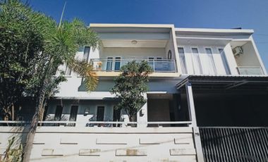 RUMAH MODERN LANTAI 2 DI DENPASAR