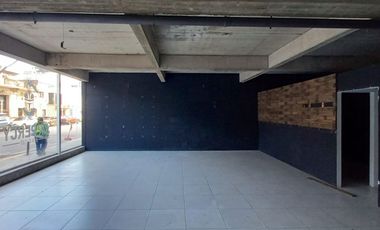 EXCELENTE LOCAL COMERCIAL EN AVELLANEDA CENTRO
