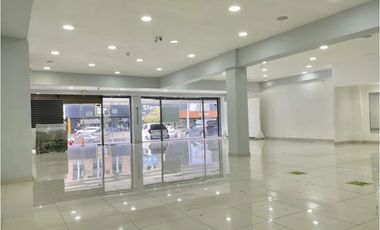 Se Alquila Local Comercial 650 Mts Via España USD5,450,oo