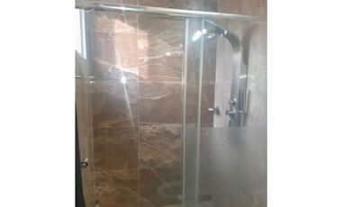 SE VENDE CASA EN VILLA LUCRE $230,000 AM