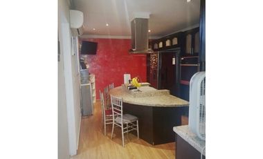 SE VENDE CASA EN VILLA LUCRE $230,000 AM