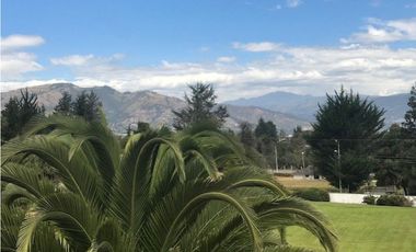 QUINTA EN VENTA PUEMBO 10.400 M2 JARDINES RESERVORIO EXCELENTE SECTOR