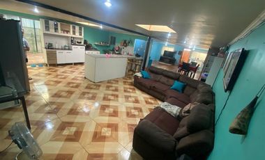Amplia casa en venta. 2 dorm. Villa Francia.