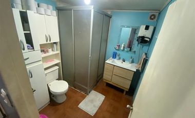 Amplia casa en venta. 2 dorm. Villa Francia.