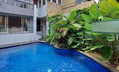 DIJUAL TANAH / PRIVATE COMPOUND dgn 5 RUMAH BAGUS di Jl ASEM / CIPETE