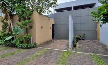 DIJUAL TANAH / PRIVATE COMPOUND dgn 5 RUMAH BAGUS di Jl ASEM / CIPETE
