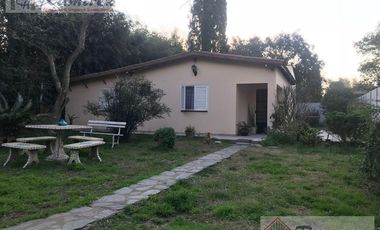 Casa 4 Amb. En Venta. 674m2 parque. A 300 mts de Ruta 23. Trujui - Moreno