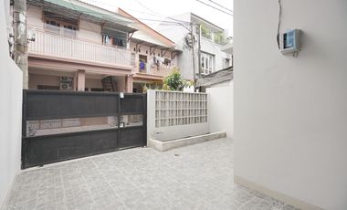 Rumah Terawat di Bekasi Dekat ke Terminal dan Stasiun Bisa KPR J-39394