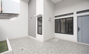 Rumah Terawat di Bekasi Dekat ke Terminal dan Stasiun Bisa KPR J-39394