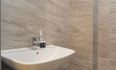 Apartemen Collins Boulevard
