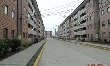 Depto. 3 dormitorios en Condominio , Curicó