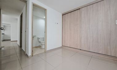 apartamento en arriendo en prados del este. Cod A25607