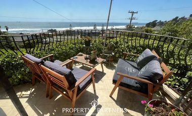 Excelente oportunidad, dos  casas con espectacular vista al mar, Santo Domingo tradicional