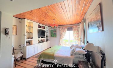 Excelente oportunidad, dos  casas con espectacular vista al mar, Santo Domingo tradicional