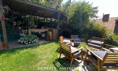 Excelente oportunidad, dos  casas con espectacular vista al mar, Santo Domingo tradicional