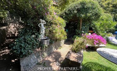 Excelente oportunidad, dos  casas con espectacular vista al mar, Santo Domingo tradicional
