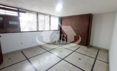 CASA EN ARRIENDO BARRIO CENTRO I1560
