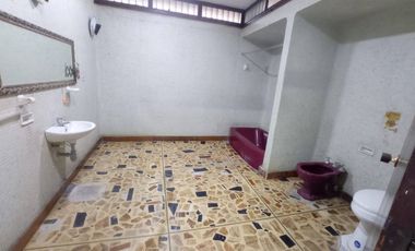 CASA EN ARRIENDO BARRIO CENTRO I1560