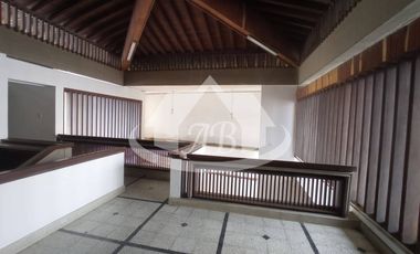 CASA EN ARRIENDO BARRIO CENTRO I1560