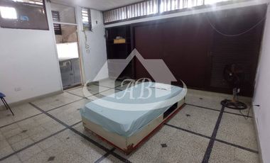 CASA EN ARRIENDO BARRIO CENTRO I1560