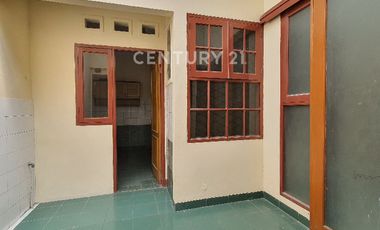 Rumah Luas Ngeblong 1.5Lt Carport 2 Mbl Cluster Arcamanik Bandung