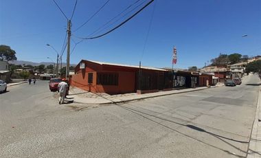 Casa en venta de 6 dorm. en sector Rosario